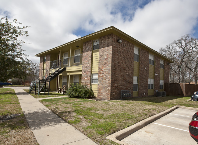 Southwood in College Station, TX - Building Photo - Building Photo