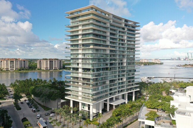 Apogee in Miami Beach, FL - Building Photo - Building Photo