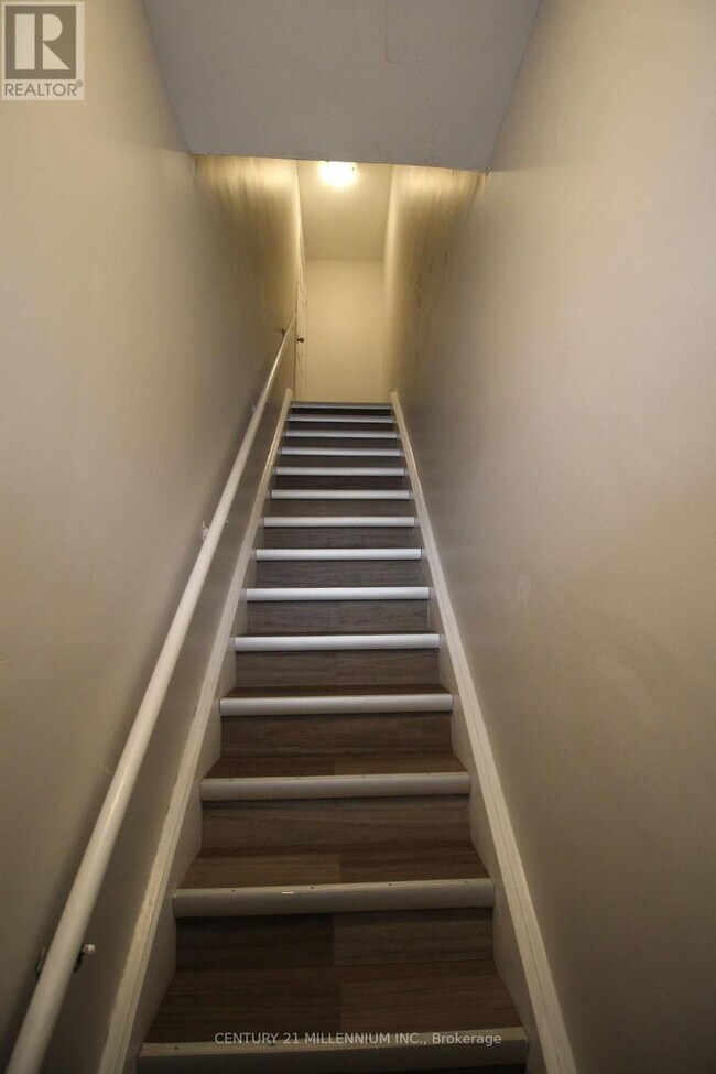 2991 Islington Ave in Toronto, ON - Building Photo - Building Photo