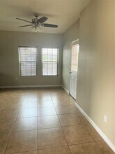 1014 Tesoro Park in Del Rio, TX - Building Photo - Building Photo