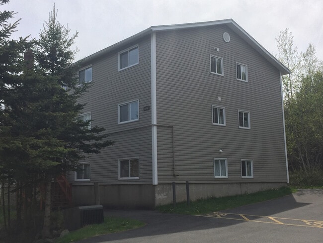 1066 Somerset St in Saint John, NB - Building Photo - Building Photo