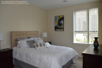 180 Eastern Ave in Malden, MA - Foto de edificio - Building Photo