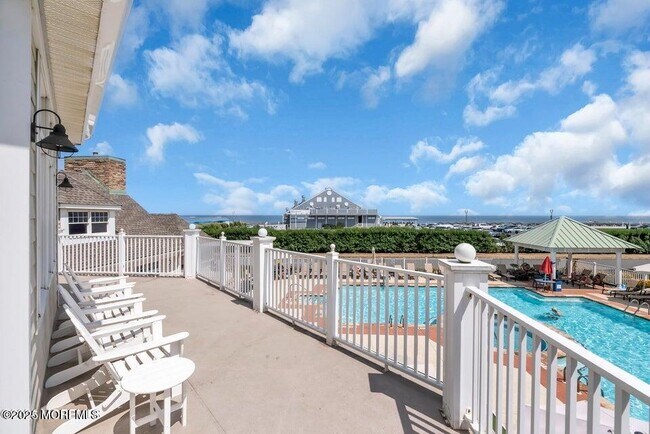 33 Cooper Ave in Long Branch, NJ - Building Photo - Building Photo