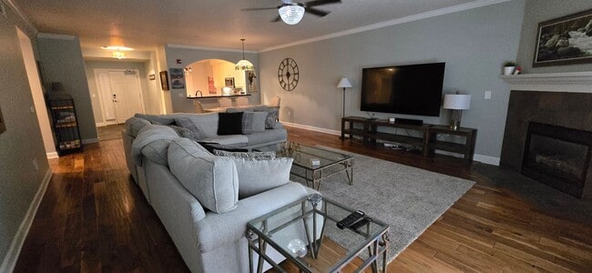 property at 133 W Northwood Ln