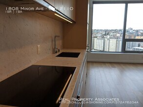 1808 Minor Ave-Unit -Unit 2110 in Seattle, WA - Building Photo - Building Photo