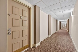 1009 N Ocean Blvd, Unit 312 in Pompano Beach, FL - Building Photo - Building Photo