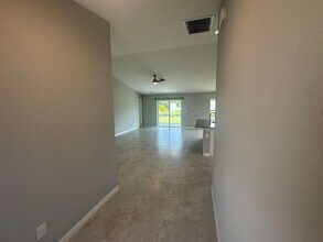 2607 NW 10th Terrace in Cape Coral, FL - Building Photo - Building Photo
