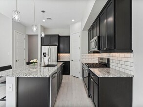 5053 E Anderson Dr in Scottsdale, AZ - Foto de edificio - Building Photo