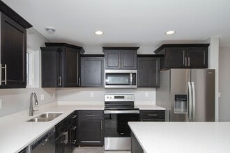 119 Sleeper Wy in Bismarck, ND - Building Photo - Building Photo