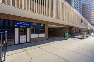 Heritage Place in Calgary, AB - Building Photo - Building Photo