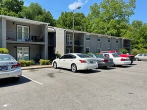 Sycamore Villas in Nashville, TN - Building Photo - Building Photo