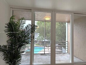 9431 Live Oak Pl in Davie, FL - Building Photo - Building Photo