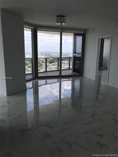 488 NE 18th St-Unit -4800 in Miami, FL - Building Photo - Building Photo