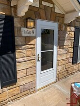 1609 SW B Ave in Lawton, OK - Foto de edificio - Building Photo