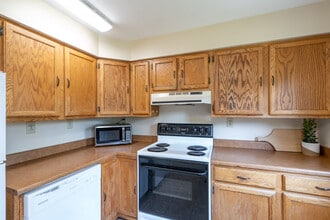 2 Rorbach Ln, Unit 2 in Geneseo, NY - Building Photo - Building Photo
