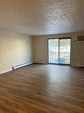 1196 Middle Tpke W, Unit C-1 in Manchester, CT - Building Photo - Building Photo