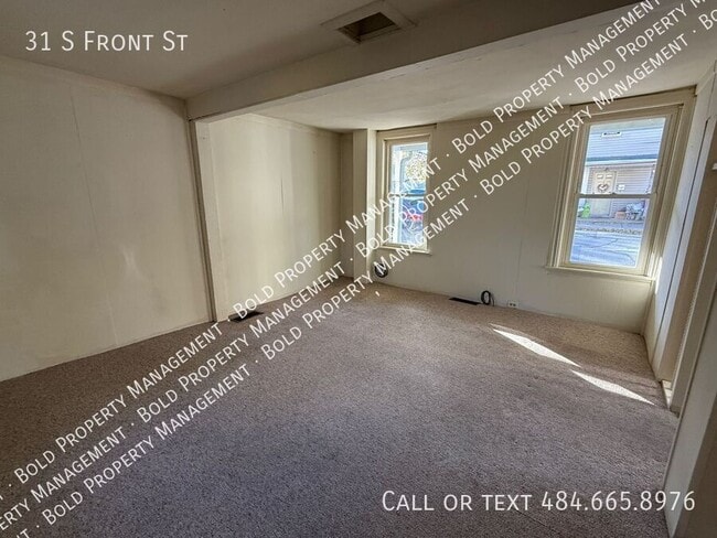 31 S Front St in Womelsdorf, PA - Building Photo - Building Photo