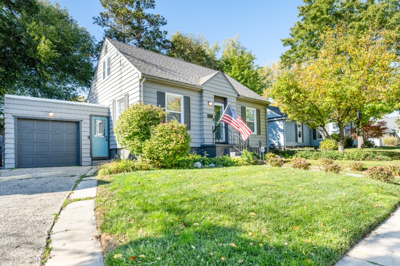 2506 Morton Ave in St. Joseph, MI - Building Photo