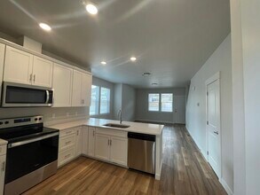 430 S 2nd St in Chelan, WA - Building Photo - Building Photo