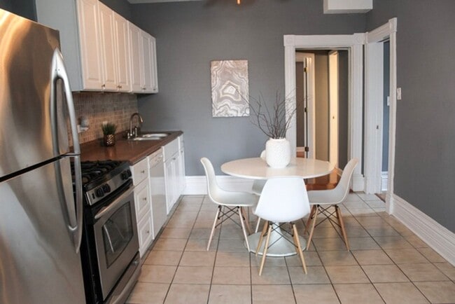 property at 1512 N Maplewood Ave