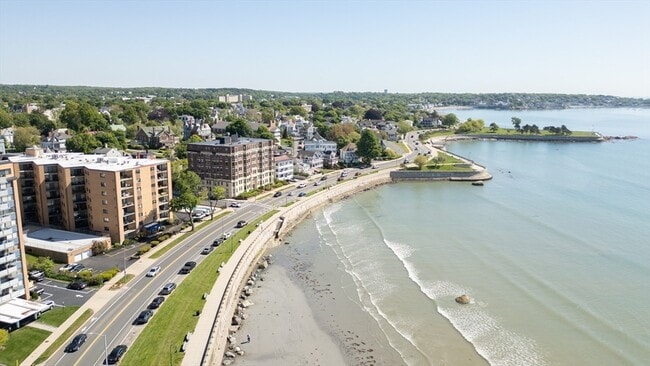 property at 295 Lynn Shore Dr