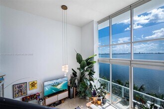 665 NE 25th St in Miami, FL - Building Photo - Building Photo