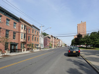 16 Morton Ave in Albany, NY - Foto de edificio - Building Photo