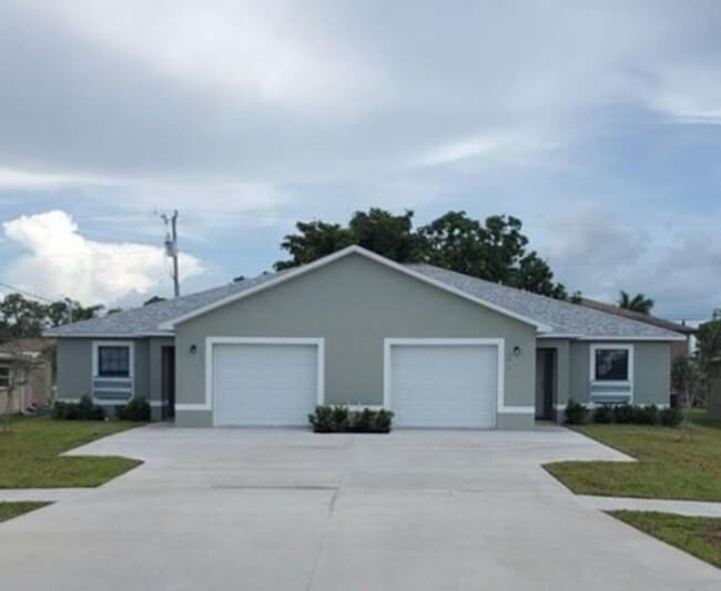 1312 Trafalgar Pkwy