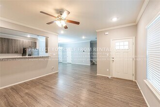 1287 N Corsica Dr in Fayetteville, AR - Building Photo - Building Photo