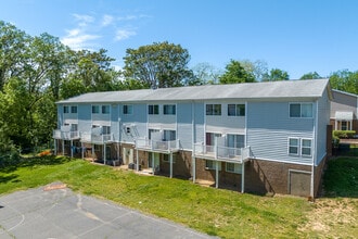 Hazel Hill in Fredericksburg, VA - Building Photo - Building Photo