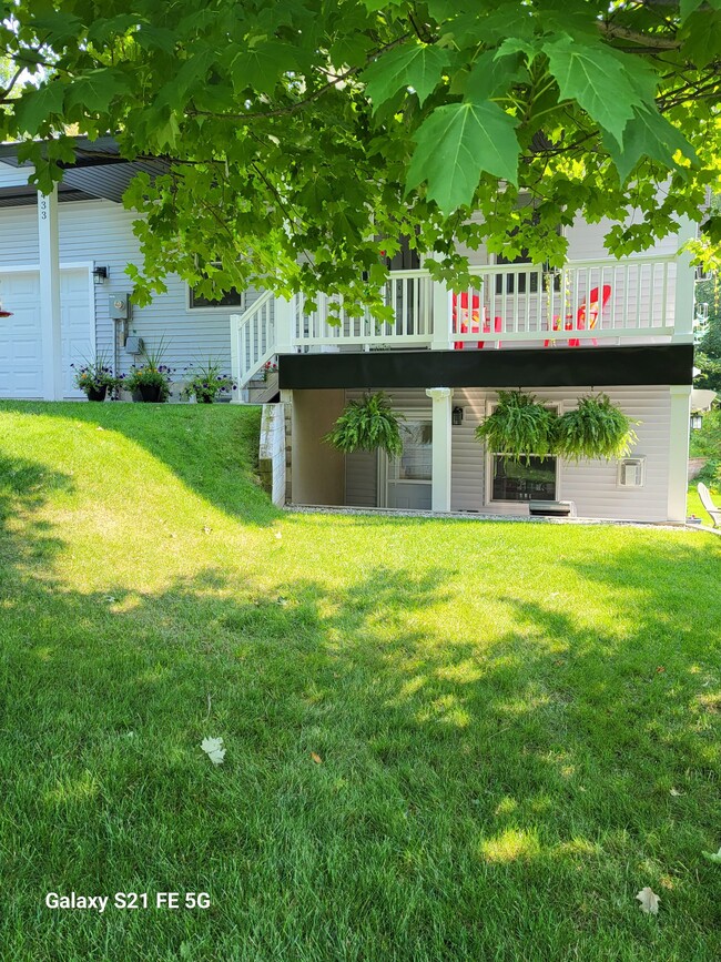 433 E Sleights Rd in Traverse City, MI - Building Photo - Building Photo