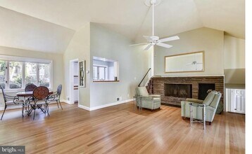 2300 King Pl NW in Washington, DC - Building Photo - Building Photo
