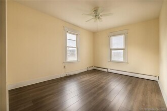 38 N Spring St in Ansonia, CT - Building Photo - Building Photo