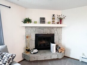 201 Barrow St in Anchorage, AK - Building Photo - Building Photo