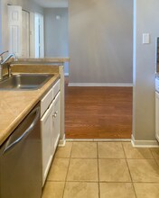 2011 N Hwy 17 in Mount Pleasant, SC - Building Photo - Building Photo