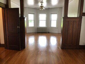 571 Washington Ave, Unit 2 in Albany, NY - Building Photo - Building Photo
