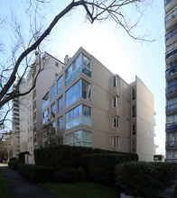 2015 Beach Ave in Vancouver, BC - Building Photo - Building Photo