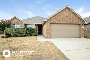 237 Kennedy Dr in Crowley, TX - Building Photo