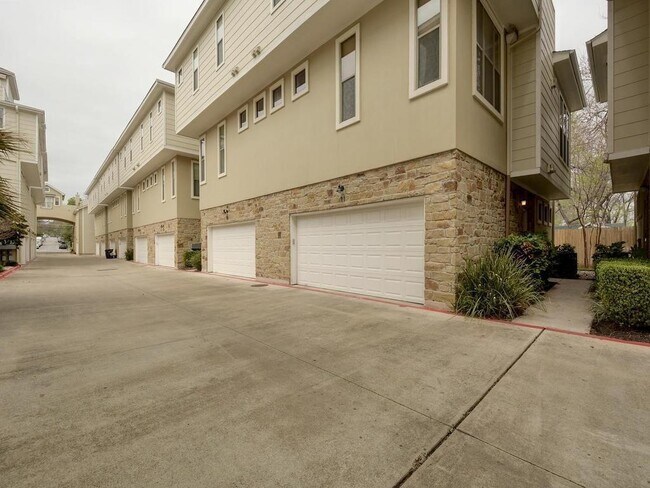 1115 Kinney Ave in Austin, TX - Building Photo - Building Photo