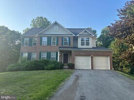 2198 Oak Forest Dr in Ellicott City, MD - Building Photo