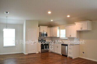 3424 Brookstone Dr in Sherman, TX - Foto de edificio - Building Photo