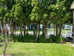 712 SE Railroad Ave in Wilbur, WA - Foto de edificio - Building Photo