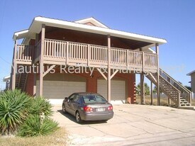 5104 Gulf Dr in Panama City Beach, FL - Building Photo