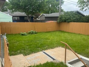 2413 E 18th St in Sioux Falls, SD - Building Photo - Building Photo