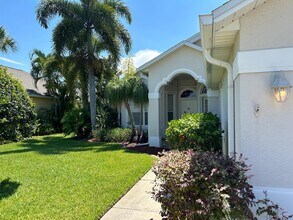 4630 Portage Trail in Melbourne, FL - Building Photo - Building Photo