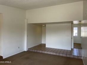 5915 W Tierra Buena Ln in Glendale, AZ - Building Photo - Building Photo