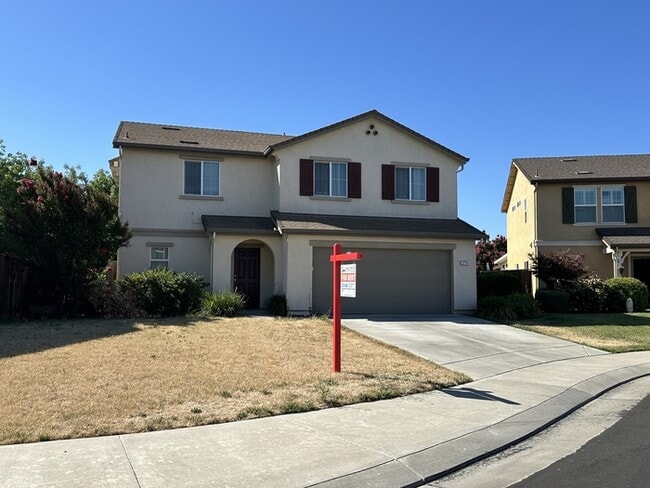 property at 2714 Twin Bridges Ln