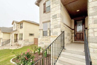 5644 Siragusa Dr in Bee Cave, TX - Building Photo - Building Photo