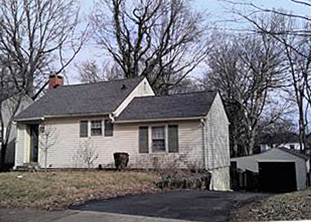 653 Montclair Dr in Lexington, KY - Building Photo