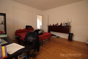 26 Ashford St, Unit 2 in Boston, MA - Foto de edificio - Building Photo